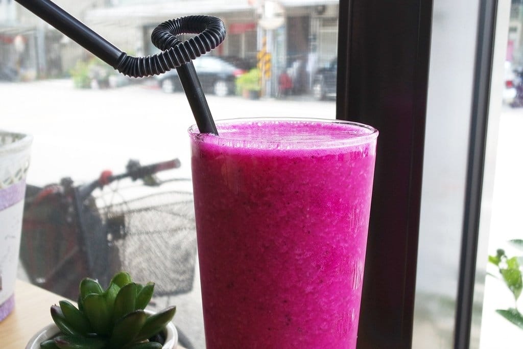 【好食分享】宜蘭玻璃咖啡屋早午餐,話家庭院,新鮮果汁,餐點現點現做,咖啡、下午茶、甜點