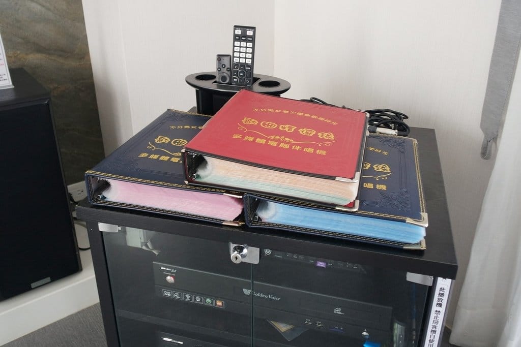 【旅遊分享】跟朋友一起去宜蘭小旅行,宜蘭冬山,悠悅光新樂館親子民宿,近梅花湖,包棟有溜滑梯、游泳池等