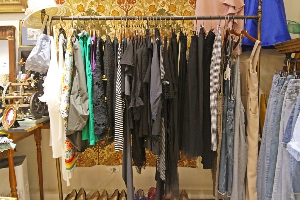 【生活資訊】新竹關東路精品店推薦,來Madame V挖寶嘍,天然寶石首飾、家居、古董、服裝