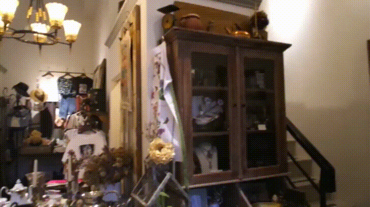 【生活資訊】新竹關東路精品店推薦,來Madame V挖寶嘍,天然寶石首飾、家居、古董、服裝