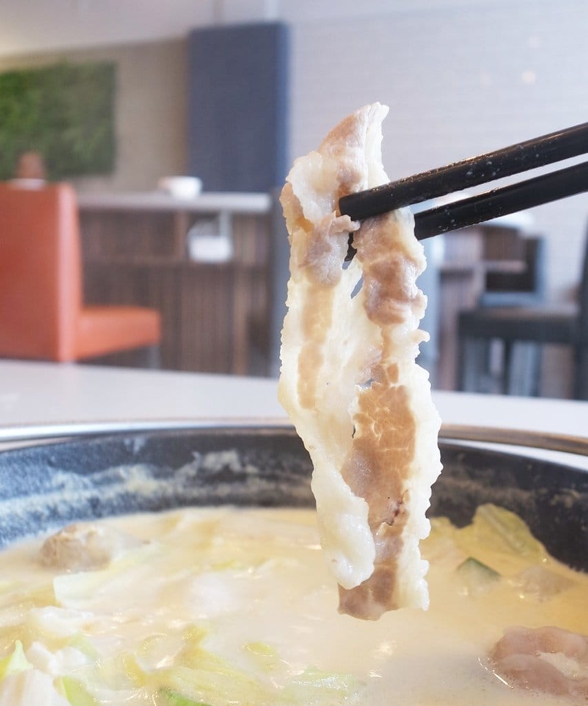 【好食分享】新竹竹北,同樂食鍋,公司聚餐推薦,超可愛的熊熊牛奶鍋vs霸氣龍蝦套餐,你吃過了嗎? - 第27張圖 【好食分享】新竹竹北,同樂食鍋,公司聚餐推薦,超可愛的熊熊牛奶鍋vs霸氣龍蝦套餐,你吃過了嗎?