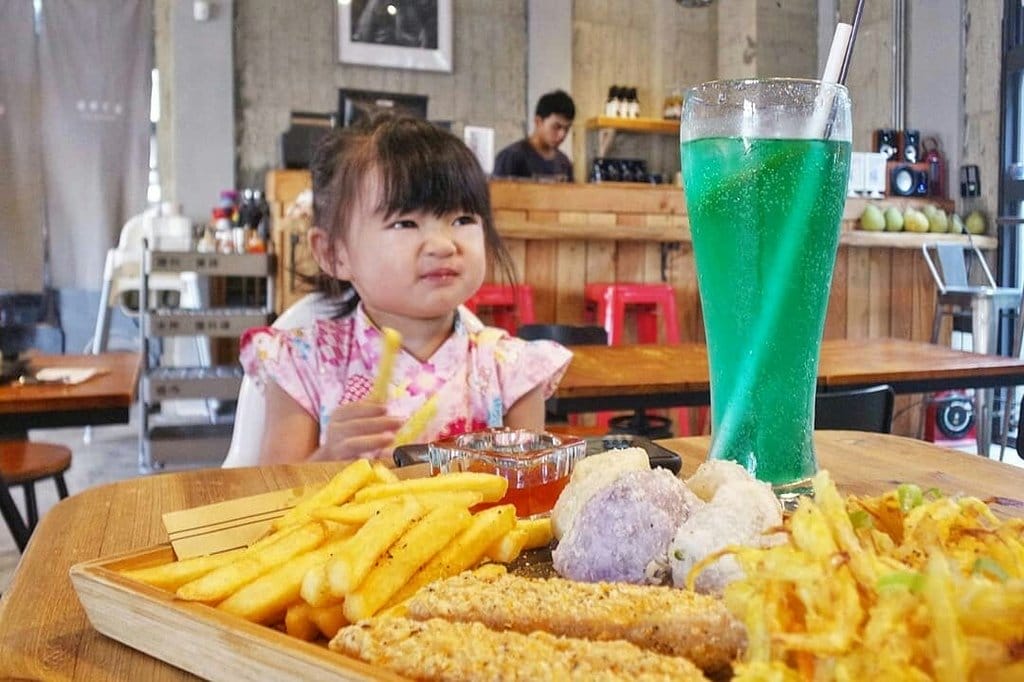 【旅遊分享】新竹縣,竹東小旅行踩點推薦,遊藝食旅,林業展示館、蕭如松藝術園區、文創藝術村、河濱公園 - 第46張圖 【旅遊分享】新竹縣,竹東小旅行踩點推薦,遊藝食旅,林業展示館、蕭如松藝術園區、文創藝術村、河濱公園