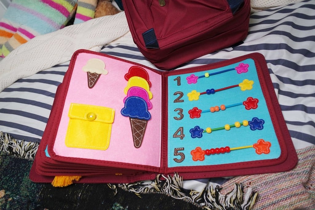 【育兒分享】蝦皮媽媽特派員,親子購物推薦,Elf Culture,MY FIRST BOOK – 蒙特梭利寶寶第一本書【第一冊】 - 第16張圖 【育兒分享】蝦皮媽媽特派員,親子購物推薦,Elf Culture,MY FIRST BOOK – 蒙特梭利寶寶第一本書【第一冊】