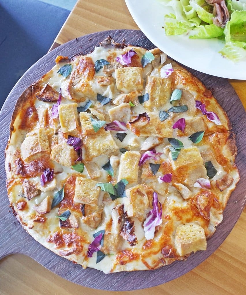 ‘ Manor 莫內咖啡莊園,寵物友 莫內咖啡莊園善餐廳,深坑臭豆腐披薩