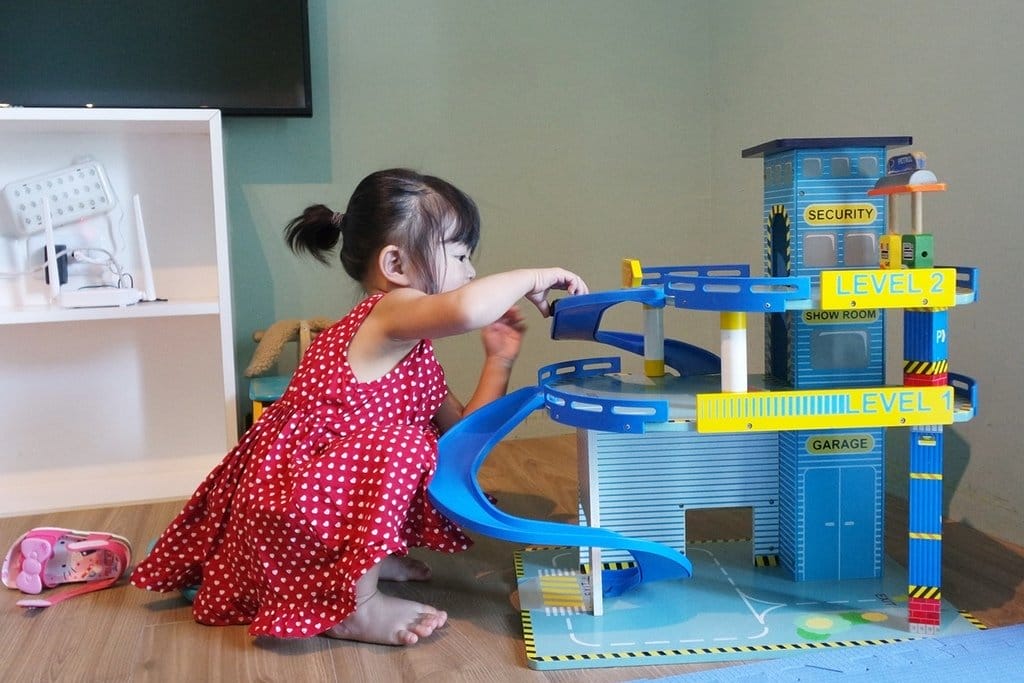 【旅遊分享】宜蘭蝴蝶結親子溜滑梯民宿推薦,自住式可包棟,近東門夜市、宜蘭窯烤山寨村、菌寶貝博物館