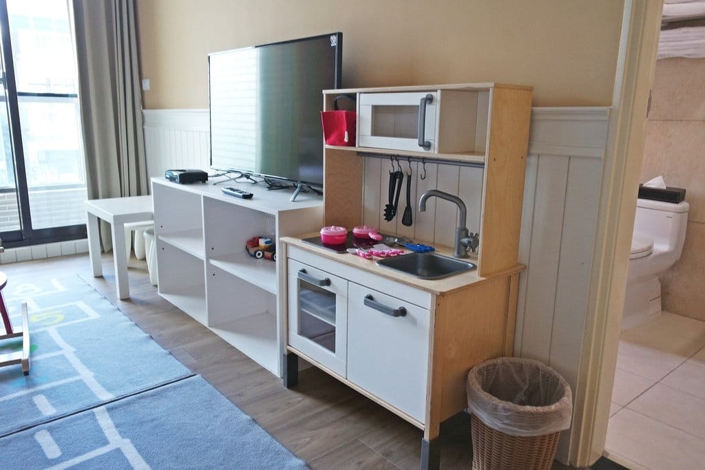 【旅遊分享】宜蘭蝴蝶結親子溜滑梯民宿推薦,自住式可包棟,近東門夜市、宜蘭窯烤山寨村、菌寶貝博物館