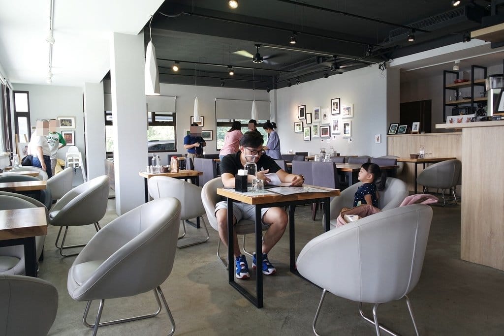 ‘ Manor 莫內咖啡莊園,寵物友 莫內咖啡莊園善餐廳,深坑臭豆腐披薩