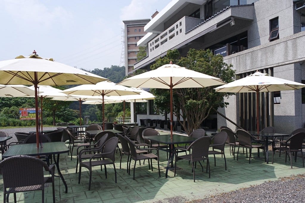 ‘ Manor 莫內咖啡莊園,寵物友 莫內咖啡莊園善餐廳,深坑臭豆腐披薩