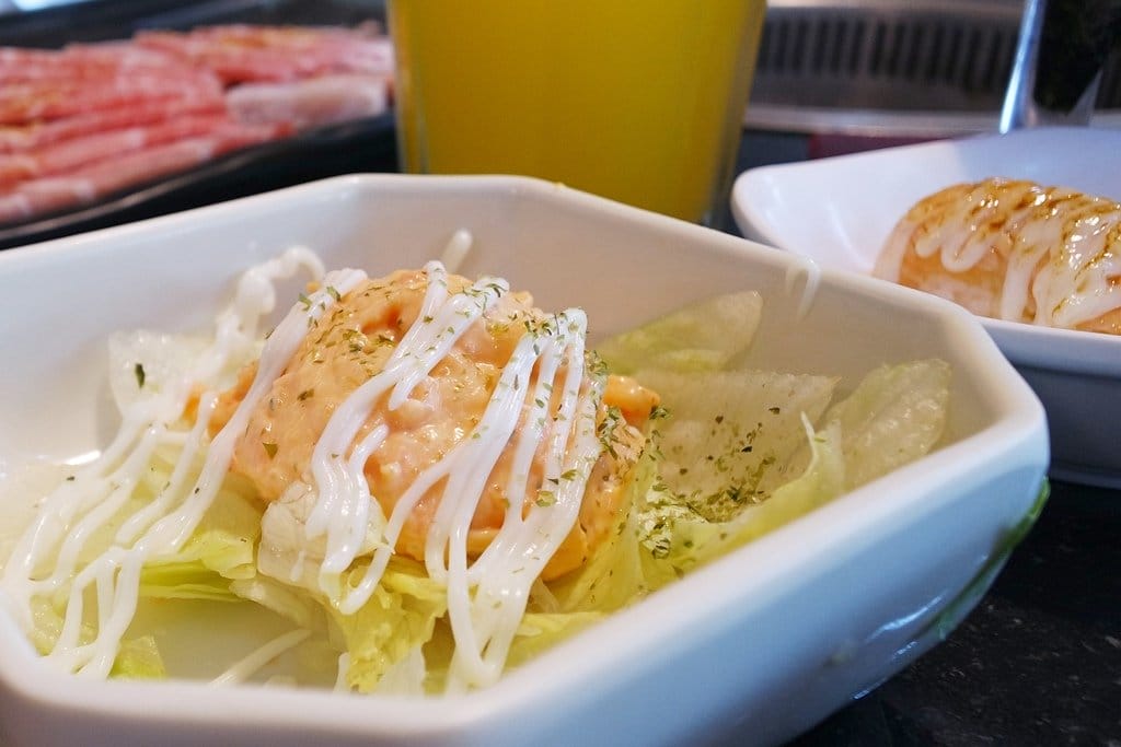 【好食分享】新竹燒肉神保町竹北館,複合式燒烤吃到飽,秋冬來這裡還能吃麻油雞,歡樂聚餐首選