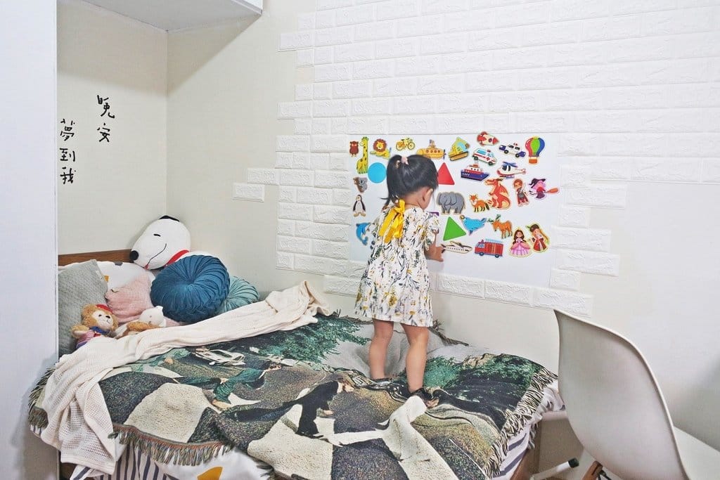 【育兒分享】早教材料推薦,輕鬆DIY白板牆,交給磁鐵達人,讓孩子塗鴉自己的未來,激發無限潛能