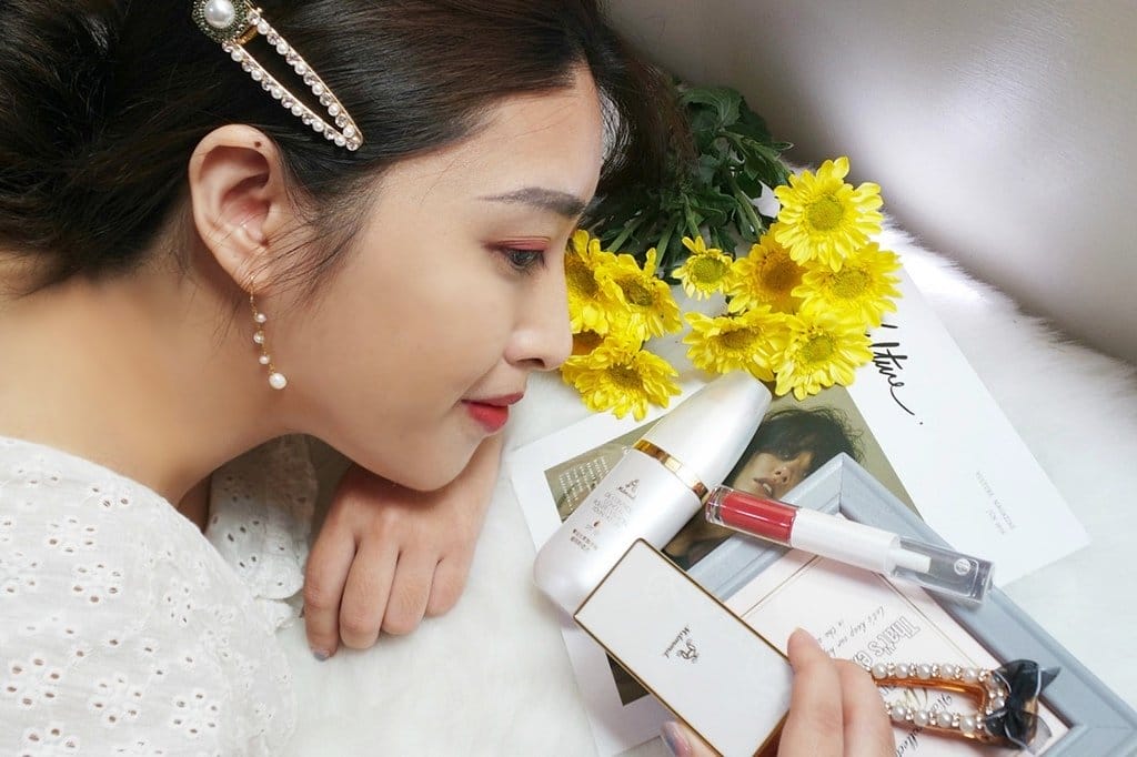 【美妝保養】有點復古但又很美的秋冬質感妝款,妳跟上了嗎?Mdmmd.明洞國際彩妝一次搞定 - 第17張圖 【美妝保養】有點復古但又很美的秋冬質感妝款,妳跟上了嗎?Mdmmd.明洞國際彩妝一次搞定