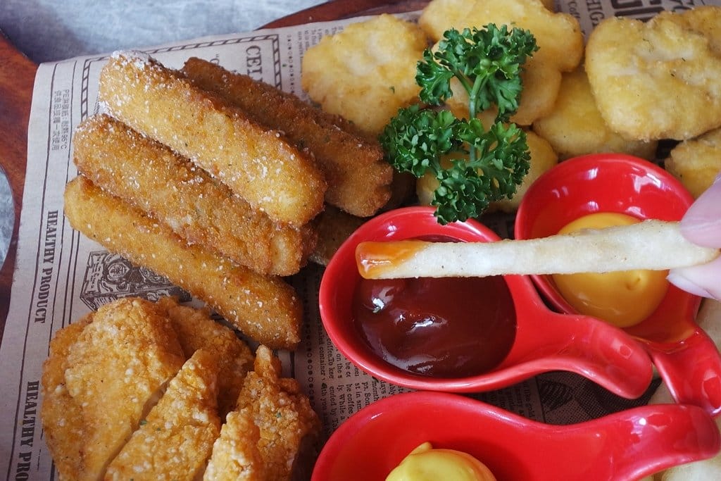 【好食分享】中壢古月新城複合式餐廳推薦,包廂座位,親子友善,火鍋,義大利麵,炸物,鬆餅下午茶 - 第24張圖 【好食分享】中壢古月新城複合式餐廳推薦,包廂座位,親子友善,火鍋,義大利麵,炸物,鬆餅下午茶