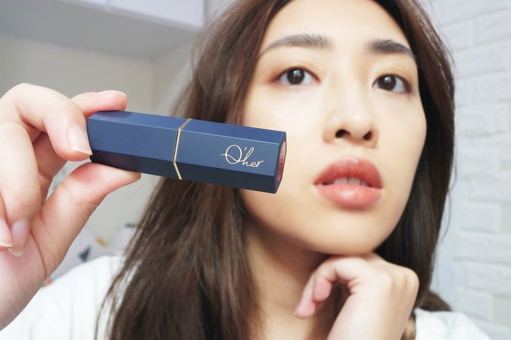 ‘her植感又來開箱拉,2019秋冬新上市,綻光星月迷霧絲絨唇膏推薦,全新超美六色 - 第19張圖 ‘her植感又來開箱拉,2019秋冬新上市,綻光星月迷霧絲絨唇膏推薦,全新超美六色