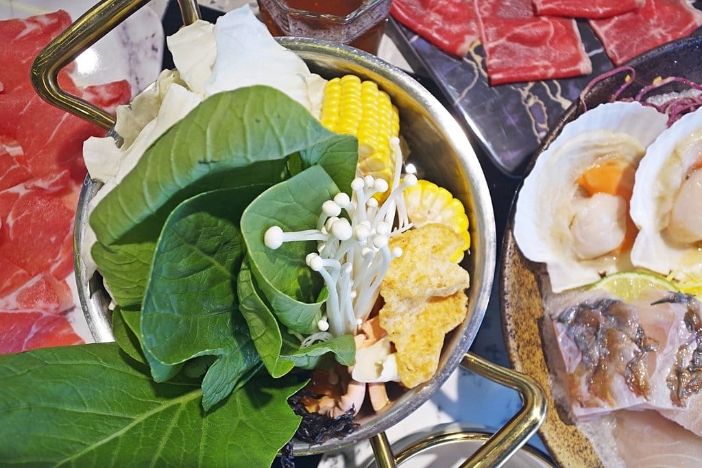 【好食分享】新竹全新開幕小火鍋推薦,湯頭濃郁松露雞湯鍋底,鍋工館火鍋專門店,文內附菜單 - 第22張圖 【好食分享】新竹全新開幕小火鍋推薦,湯頭濃郁松露雞湯鍋底,鍋工館火鍋專門店,文內附菜單