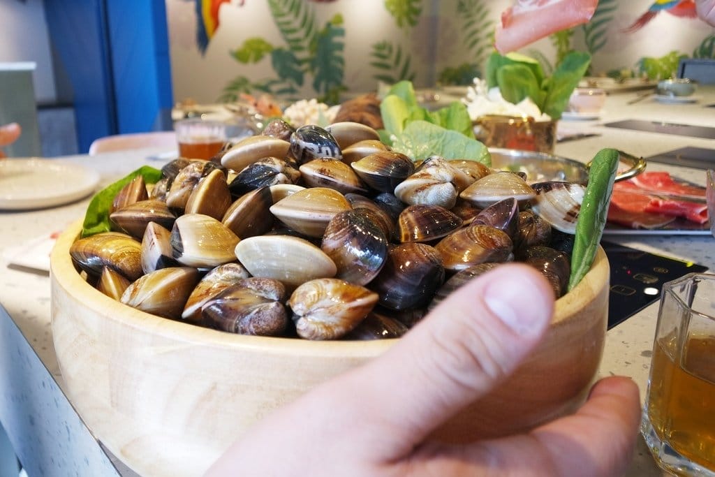 【好食分享】新竹全新開幕小火鍋推薦,湯頭濃郁松露雞湯鍋底,鍋工館火鍋專門店,文內附菜單 - 第20張圖 【好食分享】新竹全新開幕小火鍋推薦,湯頭濃郁松露雞湯鍋底,鍋工館火鍋專門店,文內附菜單