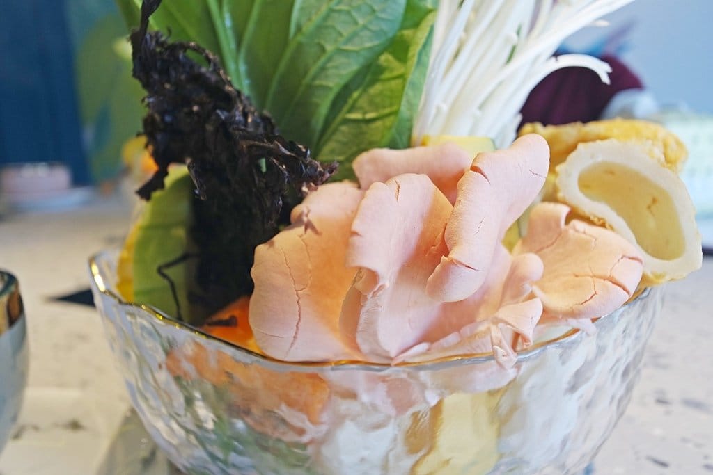 【好食分享】新竹全新開幕小火鍋推薦,湯頭濃郁松露雞湯鍋底,鍋工館火鍋專門店,文內附菜單 - 第13張圖 【好食分享】新竹全新開幕小火鍋推薦,湯頭濃郁松露雞湯鍋底,鍋工館火鍋專門店,文內附菜單