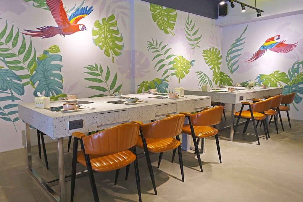 【好食分享】新竹全新開幕小火鍋推薦,湯頭濃郁松露雞湯鍋底,鍋工館火鍋專門店,文內附菜單 - 第7張圖 【好食分享】新竹全新開幕小火鍋推薦,湯頭濃郁松露雞湯鍋底,鍋工館火鍋專門店,文內附菜單