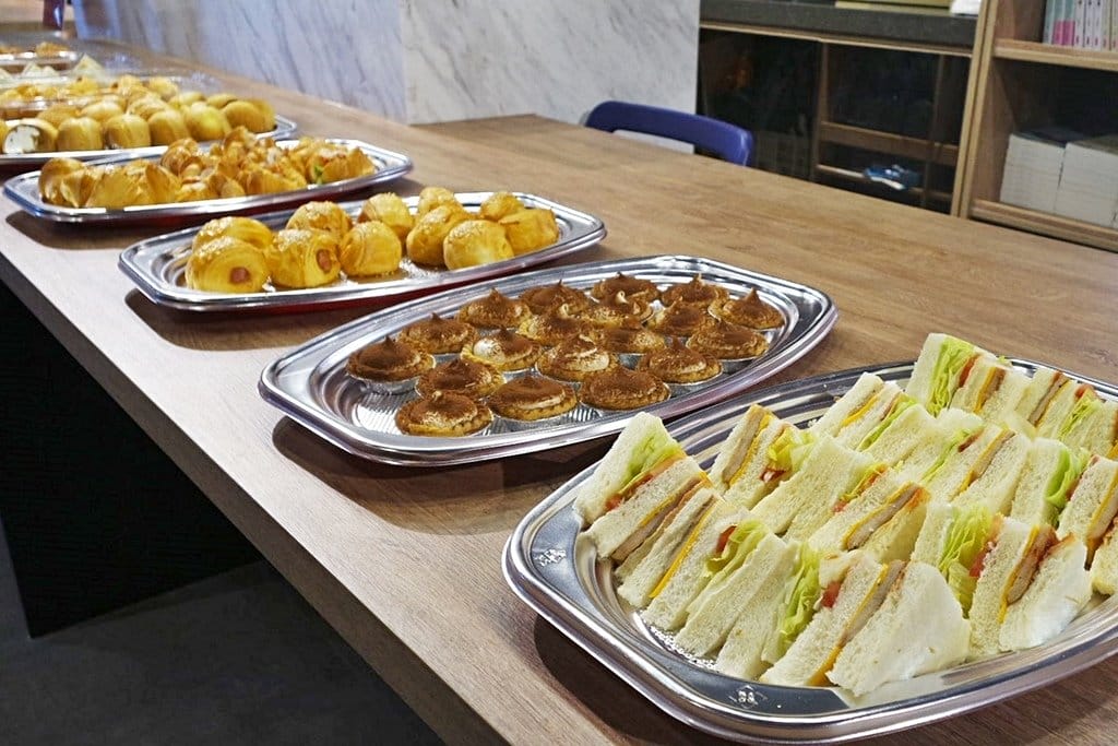 【育兒親子】親子天下活動參與體驗,英文童謠聖誕派對,歡樂唱跳/聖誕手作遊戲/茶點餐敘享用