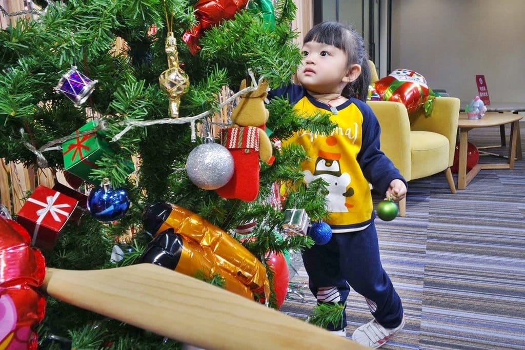 【育兒親子】親子天下活動參與體驗,英文童謠聖誕派對,歡樂唱跳/聖誕手作遊戲/茶點餐敘享用