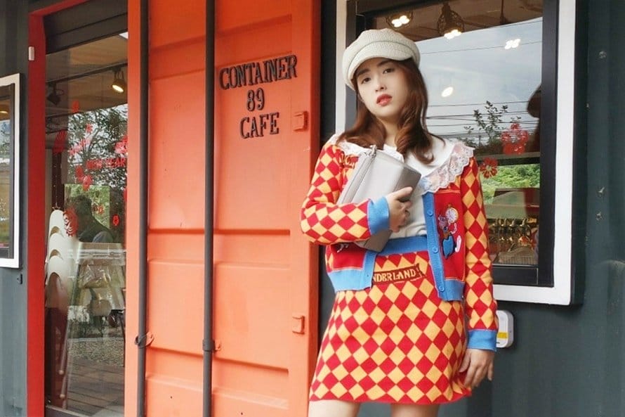 【景觀餐廳】新竹峨眉鄉,車聚私藏景點,貨櫃89咖啡廳,網美最愛,超好拍的彩虹走廊妳get了嗎?(附菜單)