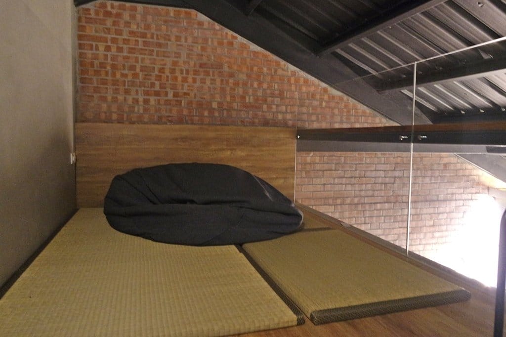 【住宿推薦】新北九份山經 Jiufen The Ore Inn ,細雨濛濛浪漫海景四人房,輕鬆慢遊九份老街