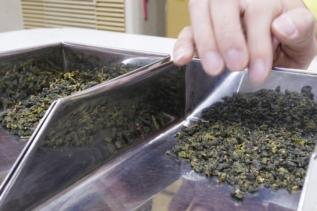 【伴手禮推薦】台北茶葉行,茶葉控的最愛,台北大安區在地知名老店,雋美佳茶葉行,現場客製化服務,禮盒首選