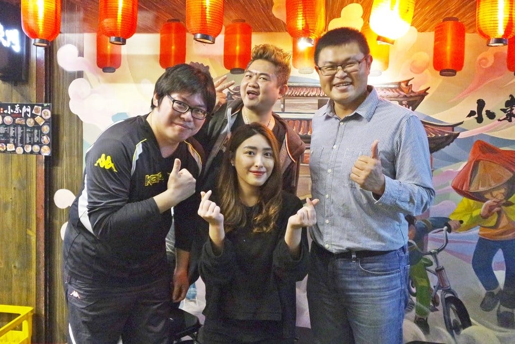 【好食分享】新竹東門市場,你不能不知道的熱門晚餐新選擇,聚餐推薦,小東門-蒸烤鮮飯食(附菜單)