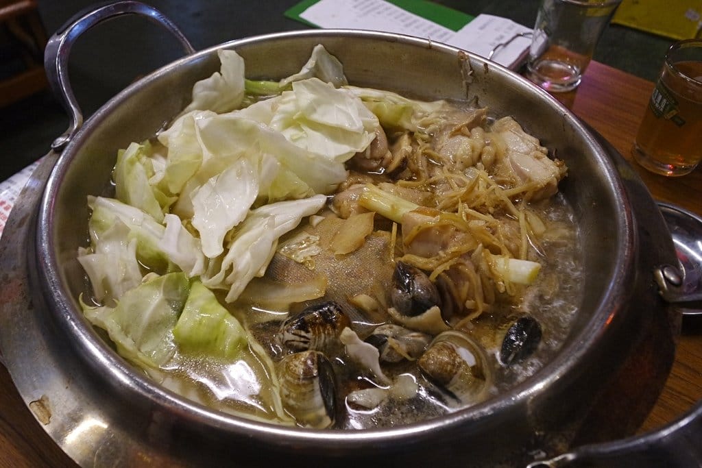 【好食分享】新竹東門市場,你不能不知道的熱門晚餐新選擇,聚餐推薦,小東門-蒸烤鮮飯食(附菜單)