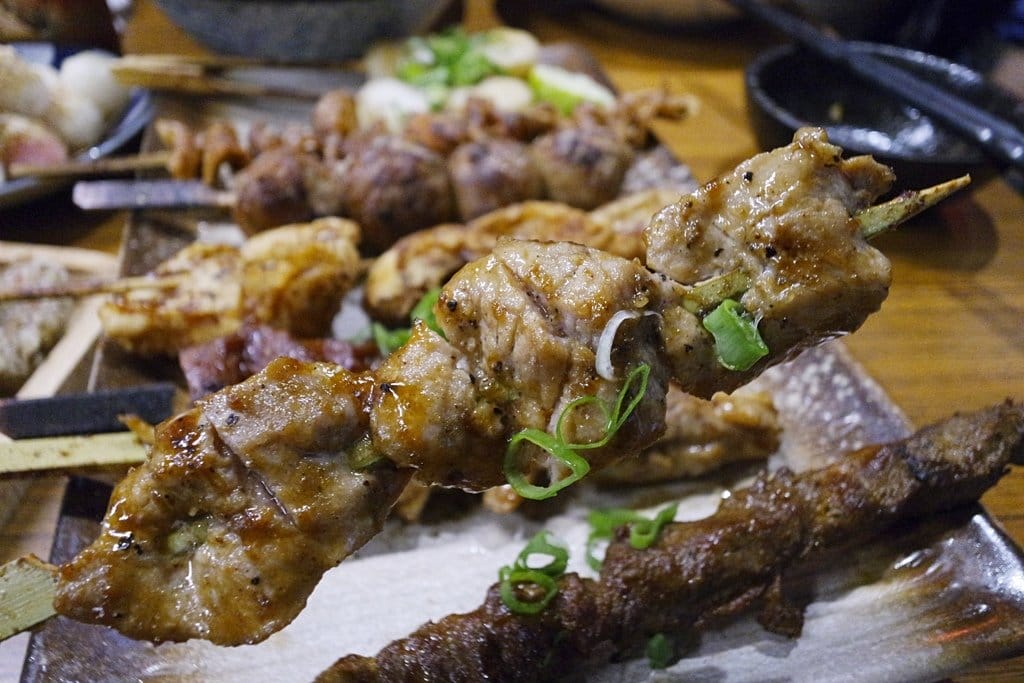 【好食分享】新竹東門市場,你不能不知道的熱門晚餐新選擇,聚餐推薦,小東門-蒸烤鮮飯食(附菜單)