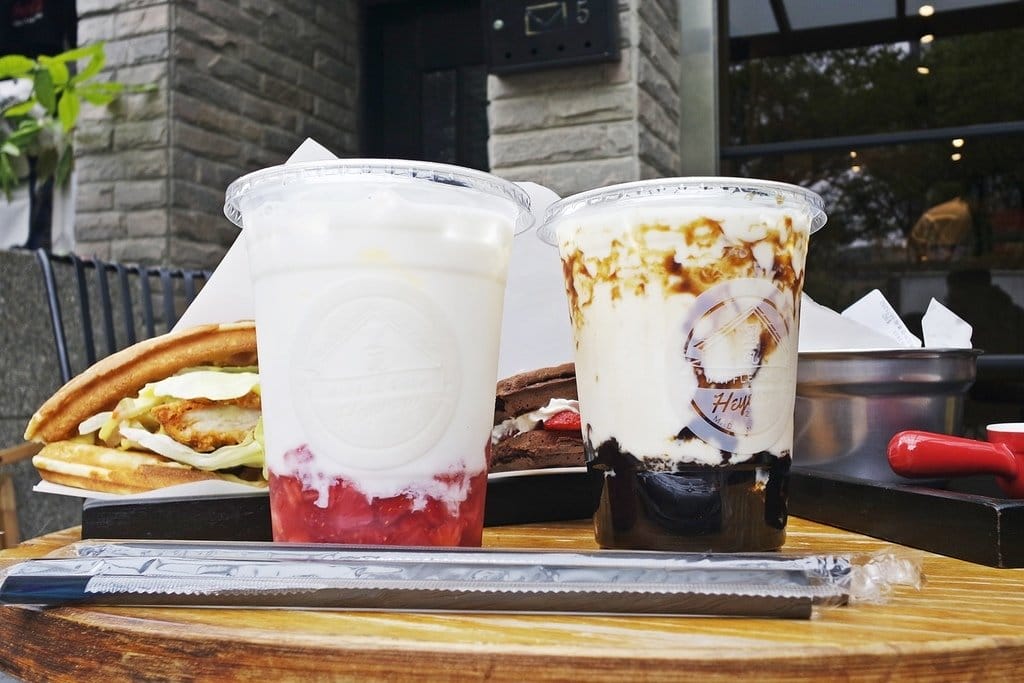 【好食分享】竹北下午茶推薦,黑瓦鬆餅(HEYWOW) 自製鬆餅、內餡,每一口都吃的到幸福滋味