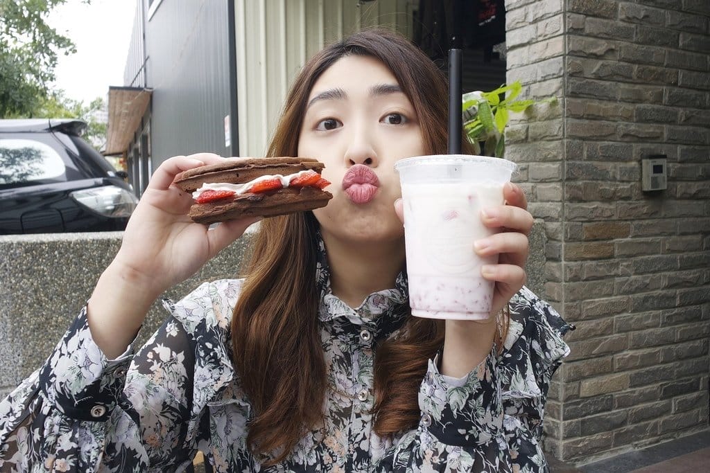 【好食分享】竹北下午茶推薦,黑瓦鬆餅(HEYWOW) 自製鬆餅、內餡,每一口都吃的到幸福滋味