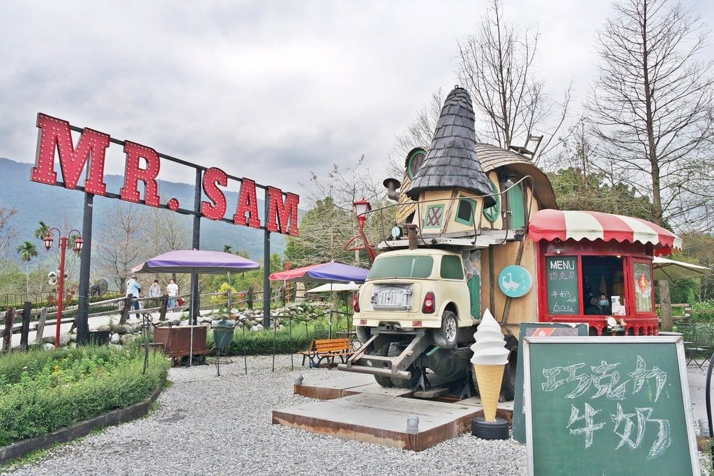 【花蓮景點】不用飛到國外,熱門人氣童話屋景點推薦,Mr. Sam 山姆先生咖啡館,還有超美落羽松 - 第3張圖 【花蓮景點】不用飛到國外,熱門人氣童話屋景點推薦,Mr. Sam 山姆先生咖啡館,還有超美落羽松