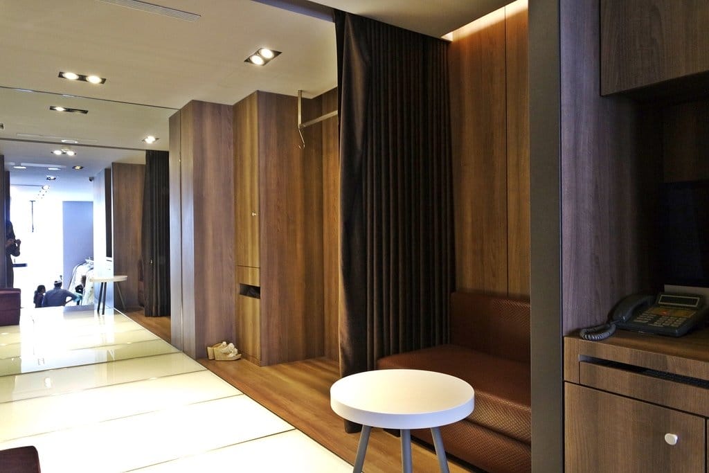 【台中婚紗推薦】女孩想要的浪漫這裡都有,打造夢幻婚禮,茱莉亞精品婚紗,設計師精品婚紗,婚紗試穿