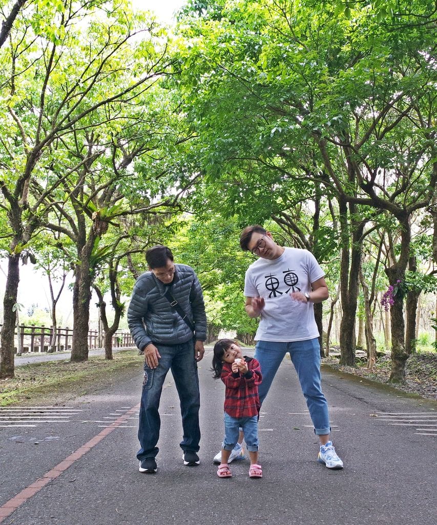 【花蓮景點】超大占地,不用人擠人,親子旅遊推薦,新光兆豐休閒農場,體驗可愛小動物餵食互動