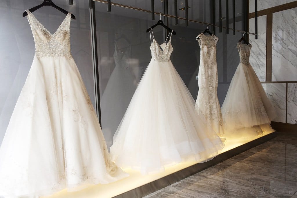 【台中婚紗推薦】女孩想要的浪漫這裡都有,打造夢幻婚禮,茱莉亞精品婚紗,設計師精品婚紗,婚紗試穿