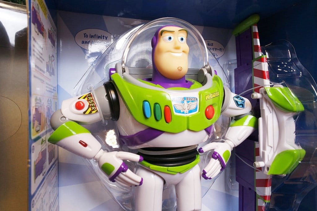 【開箱分享】大人小孩都愛,玩具反斗城,玩具總動員桌遊,還有玩具總動員迴聲公仔胡迪、巴斯