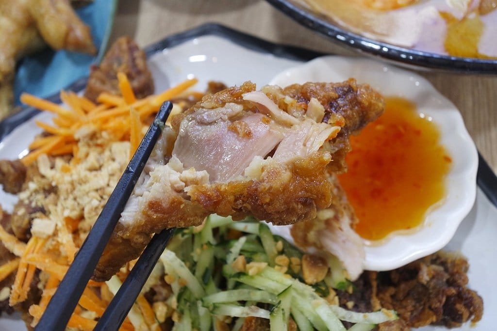 【好食分享】新竹城隍廟CP值高,饕客最愛平價美食推薦,藏身巷弄的楊家米干雲泰料理(附菜單) - 第18張圖 【好食分享】新竹城隍廟CP值高,饕客最愛平價美食推薦,藏身巷弄的楊家米干雲泰料理(附菜單)