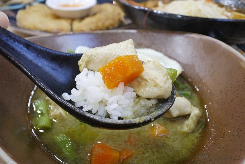 【好食分享】新竹城隍廟CP值高,饕客最愛平價美食推薦,藏身巷弄的楊家米干雲泰料理(附菜單) - 第22張圖 【好食分享】新竹城隍廟CP值高,饕客最愛平價美食推薦,藏身巷弄的楊家米干雲泰料理(附菜單)