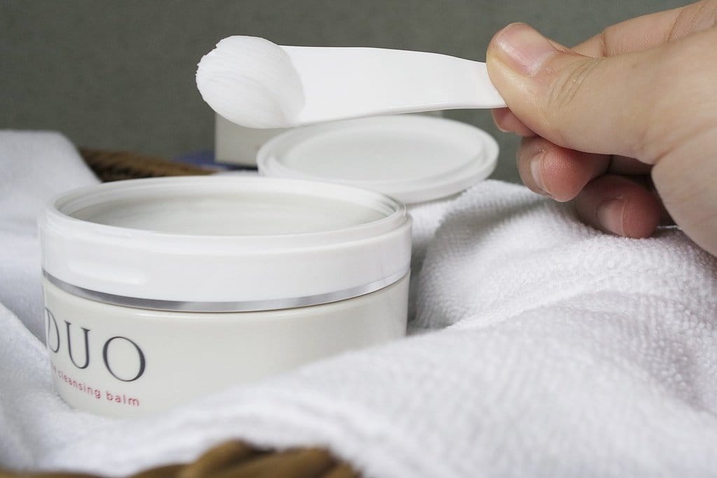 【美妝保養】日本藥妝推薦,DUO 麗優 五效合一卸妝膏,輕鬆做好臉部清潔,去角質,跟痘痘說再見 - 第6張圖 【美妝保養】日本藥妝推薦,DUO 麗優 五效合一卸妝膏,輕鬆做好臉部清潔,去角質,跟痘痘說再見