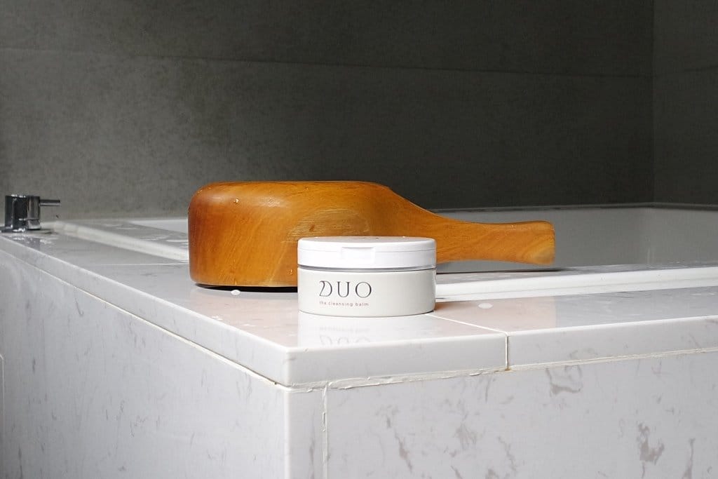 【美妝保養】日本藥妝推薦,DUO 麗優 五效合一卸妝膏,輕鬆做好臉部清潔,去角質,跟痘痘說再見 - 第12張圖 【美妝保養】日本藥妝推薦,DUO 麗優 五效合一卸妝膏,輕鬆做好臉部清潔,去角質,跟痘痘說再見