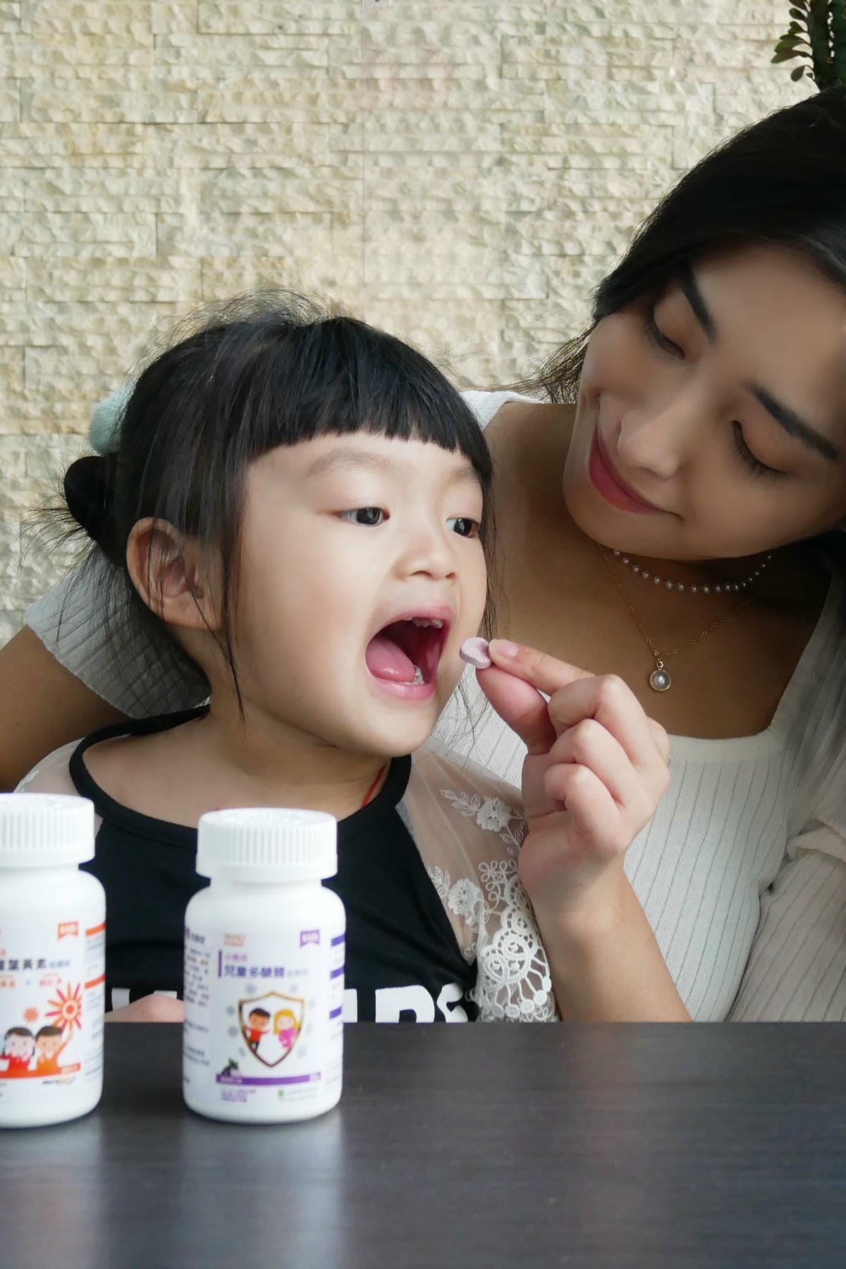 【YOHOPOWER悠活原力】小悠活兒童葉黃素咀嚼錠+兒童多醣體咀嚼錠,2021讓寶貝快樂玩耍,活力更加up