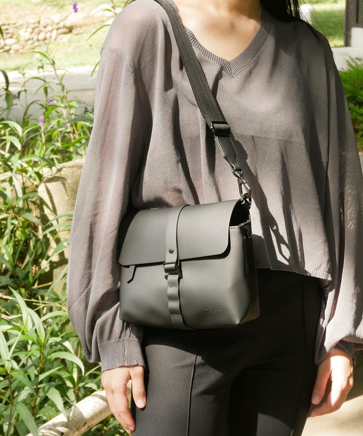 【Gaston Luga】2022新款,來自北歐瑞典品牌,SPLÄSH CROSSBODY BAG,年末優惠折扣碼