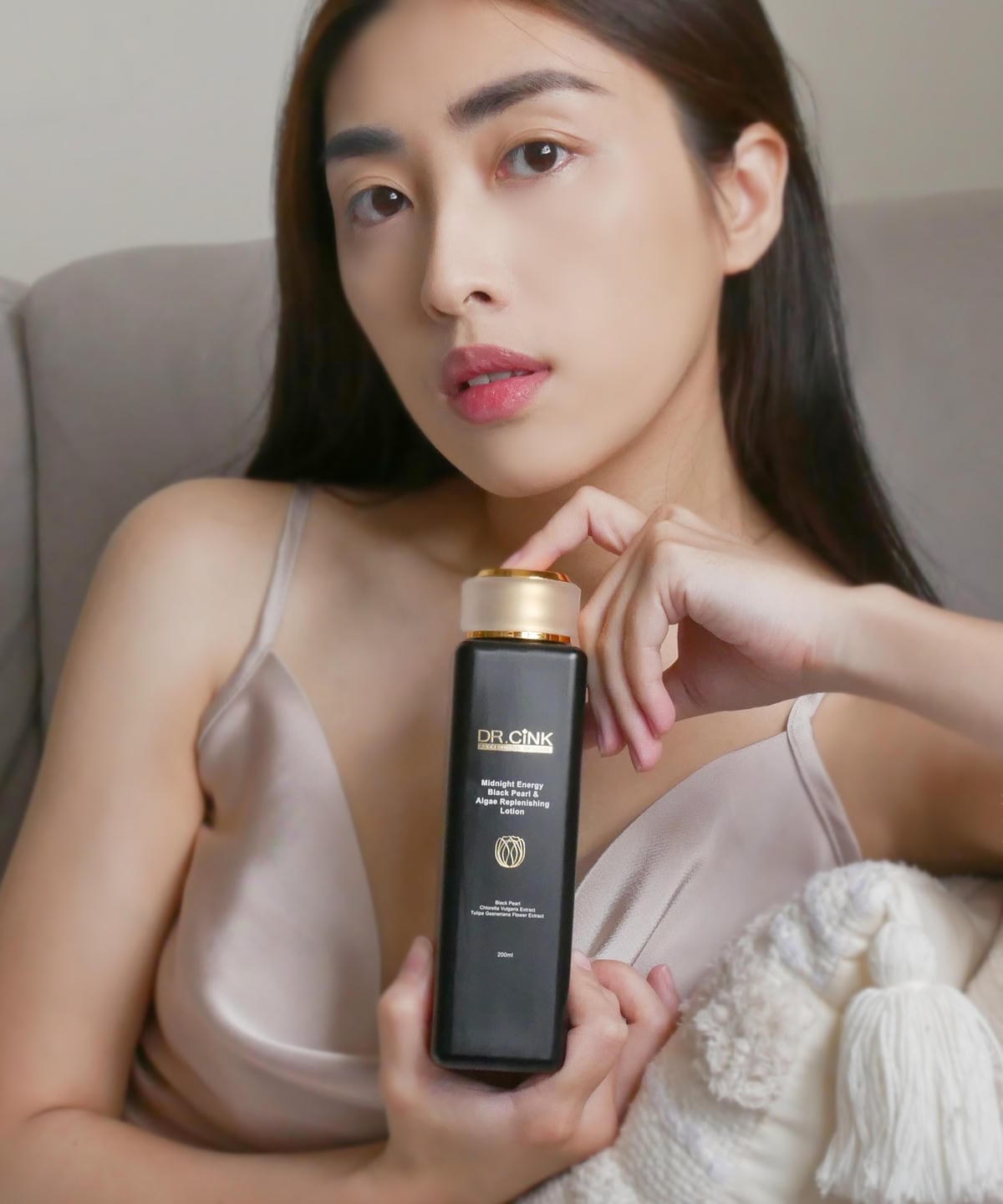 【Dr.cink 達特聖克】2022全新登場黑鑽石再生魔術水,頂粹創生夜后黑藻煥顏露,智慧校正受損,重獲滑嫩美肌