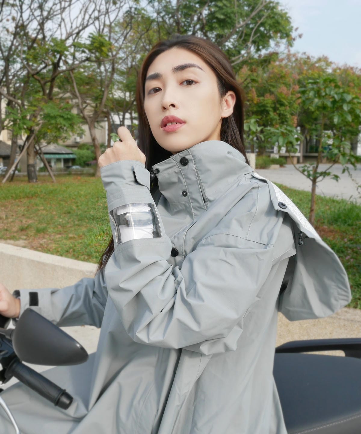 【MORR】Slashie斜前開雨衣3.0,專為雨天設計,機車騎乘必備,一件式機能雨衣推薦,讓你在雨天也能擁有時尚品味