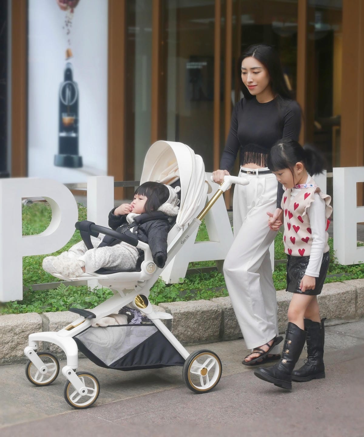 【Mama & Dada 育兒潮品】2023嬰兒推車推薦,Deer sq. Axis女神守護者,超美溜娃神器,輕鬆當女神媽咪 - 第26張圖 【Mama & Dada 育兒潮品】2023嬰兒推車推薦,Deer sq. Axis女神守護者,超美溜娃神器,輕鬆當女神媽咪