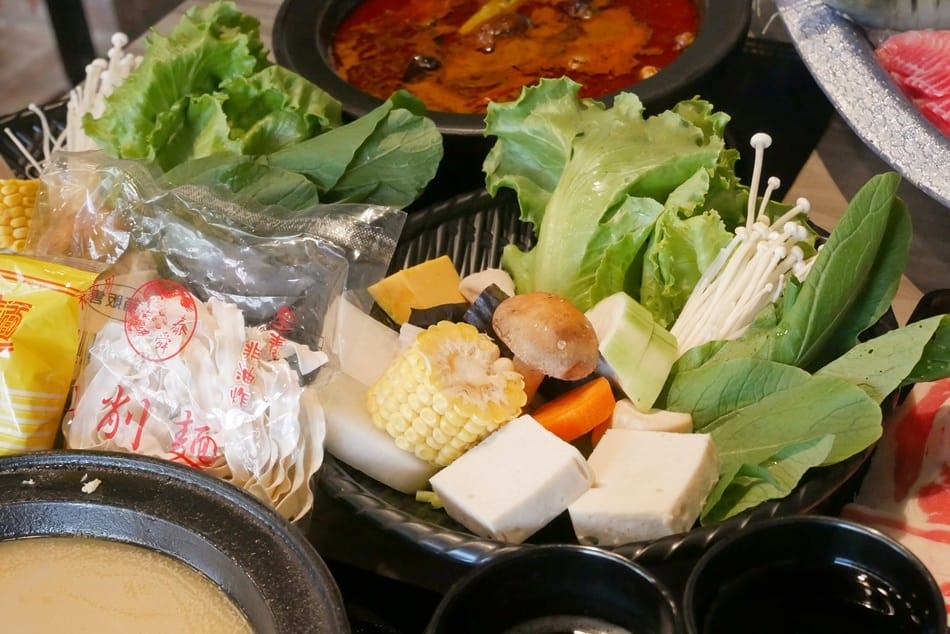 肉多多火鍋-林甜蜜 肉多多火鍋-林甜蜜