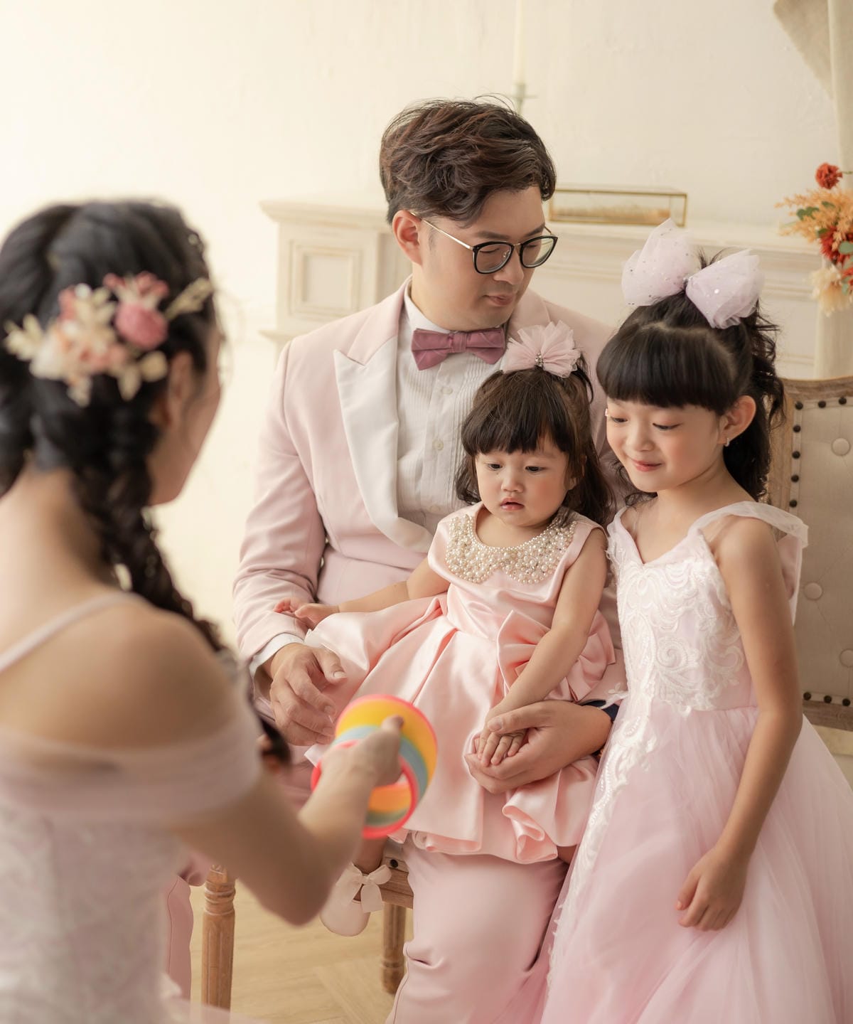 【新竹兒童寫真推薦】JH-family 京華攝影集團,超大攝影棚,全家福、寶寶寫真、兒童寫真、親子寫真、孕媽咪寫真