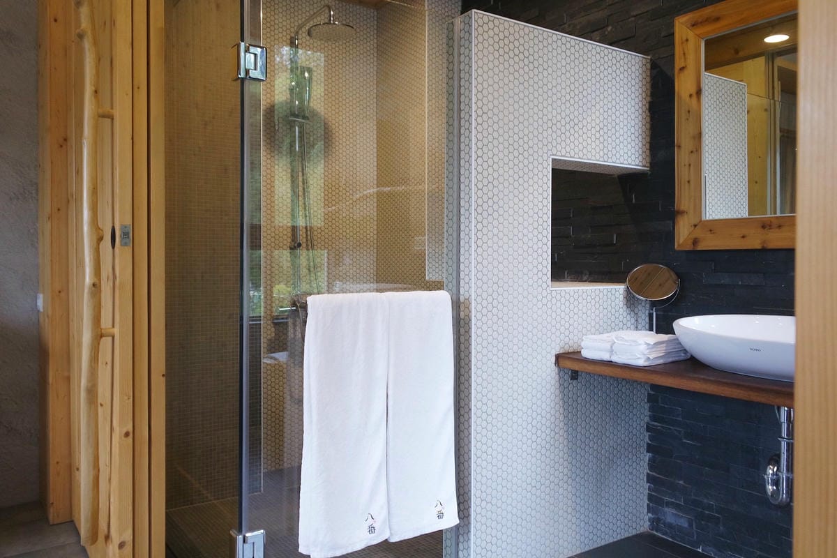 【住宿分享】南投日月潭民宿,賞螢火蟲推薦,八番私人住宅,遠離 【住宿分享】南投日月潭民宿,賞螢火蟲推薦,八番私人住宅,遠離