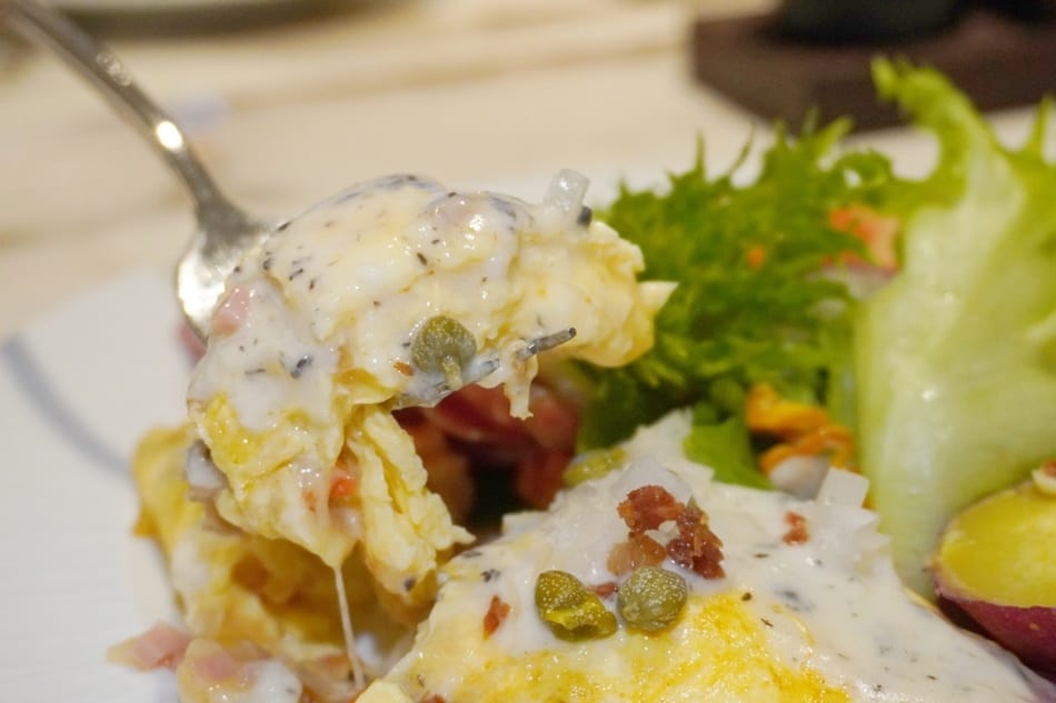 【台北漢來大飯店】全新吃到飽品牌「島語自助餐廳」,無邊際泳池 【台北漢來大飯店】全新吃到飽品牌「島語自助餐廳」,無邊際泳池