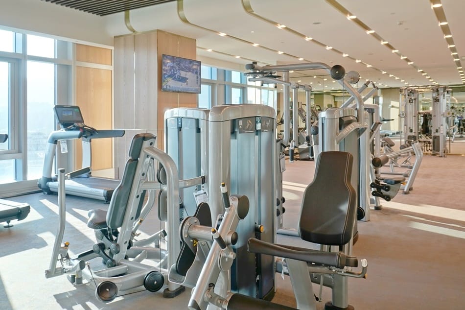 【台北漢來大飯店】全新吃到飽品牌「島語自助餐廳」,無邊際泳池 【台北漢來大飯店】全新吃到飽品牌「島語自助餐廳」,無邊際泳池